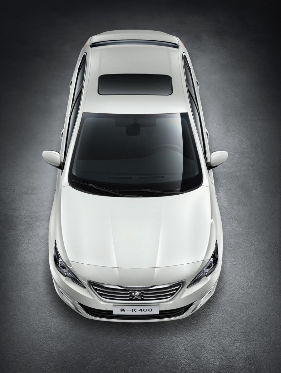  Peugeot 408 2015 года  (фото 5 из 5)